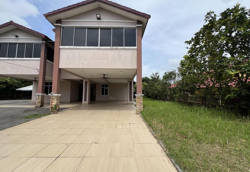 Desa Pinggiran Putra