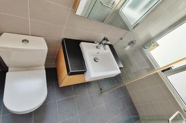 Clover Garden Residences