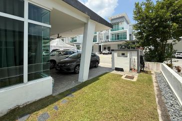 Clover Garden Residences