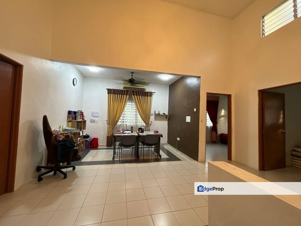 Fully Furnished With Solar Double Storey Endlot Taman Teratai Nilai 7 , Negeri Sembilan, Seremban