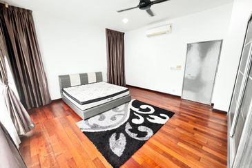 Clover Garden Residences