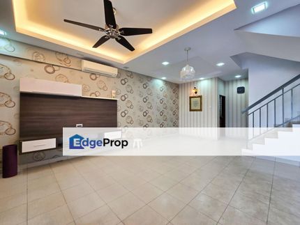 RENOVATED 2 STOREY TERRACE HILLPARK HOMES PHASE 2 BANDAR TEKNOLOGI KAJANG , Selangor, Semenyih