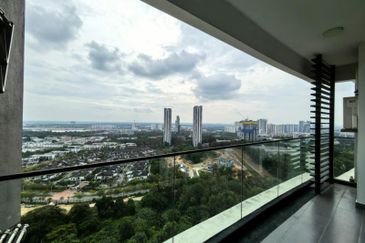 Cristal Serin Residence