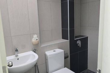 Lake Point Residence