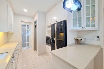 Symphony Hills Schumann