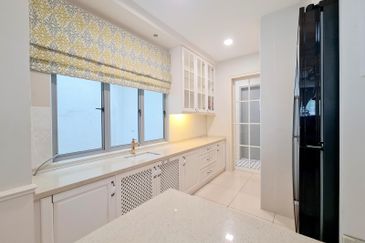 Symphony Hills Schumann