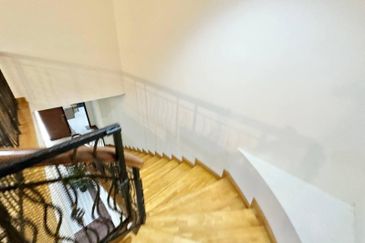 IOI Beverly Row @ IOI Resort City