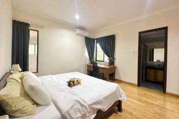 IOI Beverly Row @ IOI Resort City