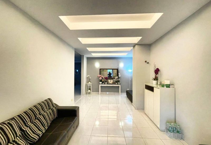 Avenue 2, Lake Valley