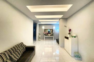 Avenue 2, Lake Valley