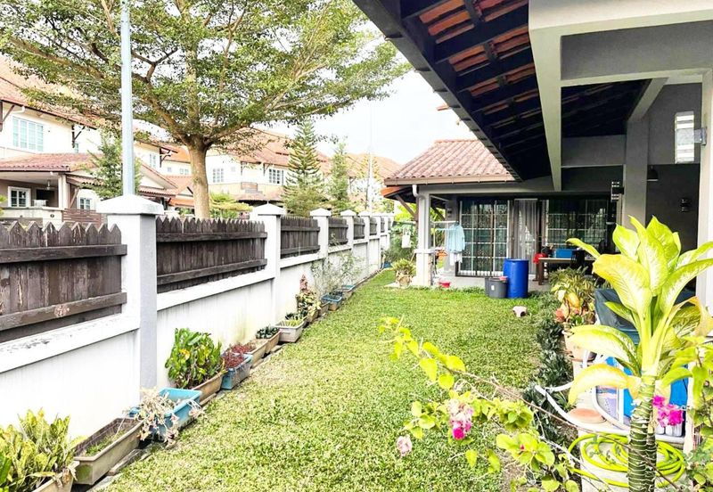 Avenue 2, Lake Valley