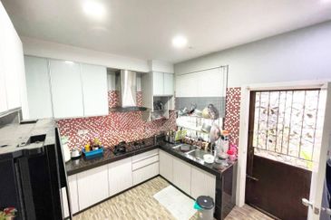 Avenue 2, Lake Valley