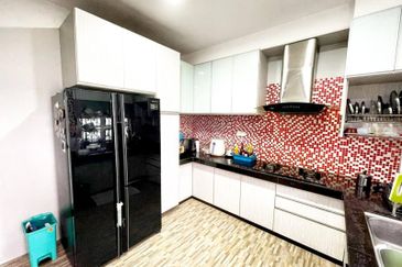 Avenue 2, Lake Valley