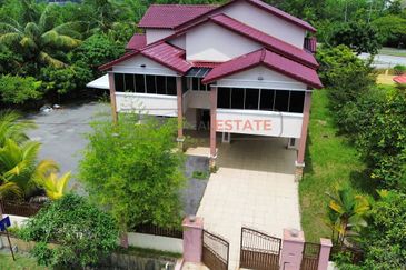 Desa Pinggiran Putra