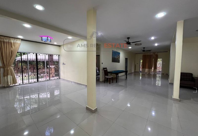 Desa Pinggiran Putra