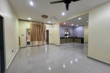 Desa Pinggiran Putra