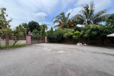 Desa Pinggiran Putra