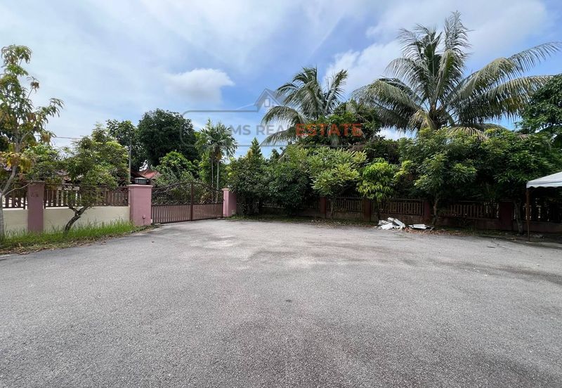 Desa Pinggiran Putra