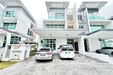 Clover Garden Residences