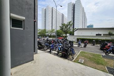 Simfoni Apartment @ Eco Majestic (Rumah Selangorku)