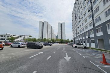 Simfoni Apartment @ Eco Majestic (Rumah Selangorku)