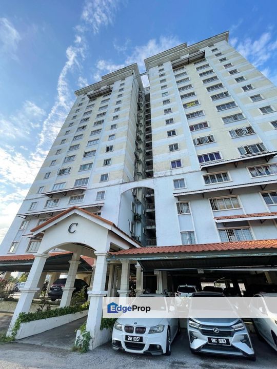 FULLY RENO & BIGEST UNIT VISTA PRIMA CONDOMINIUM  BANDAR BUKIT PUCHONG , Selangor, Puchong