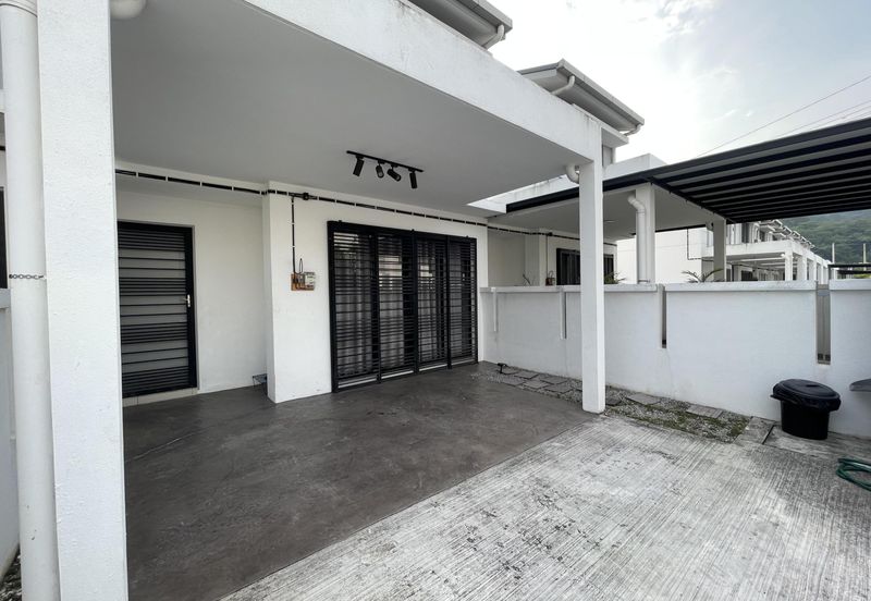 Taman Jenderam Idaman