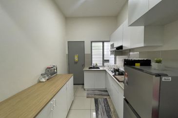 Taman Jenderam Idaman