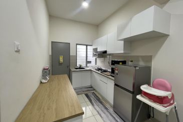 Taman Jenderam Idaman