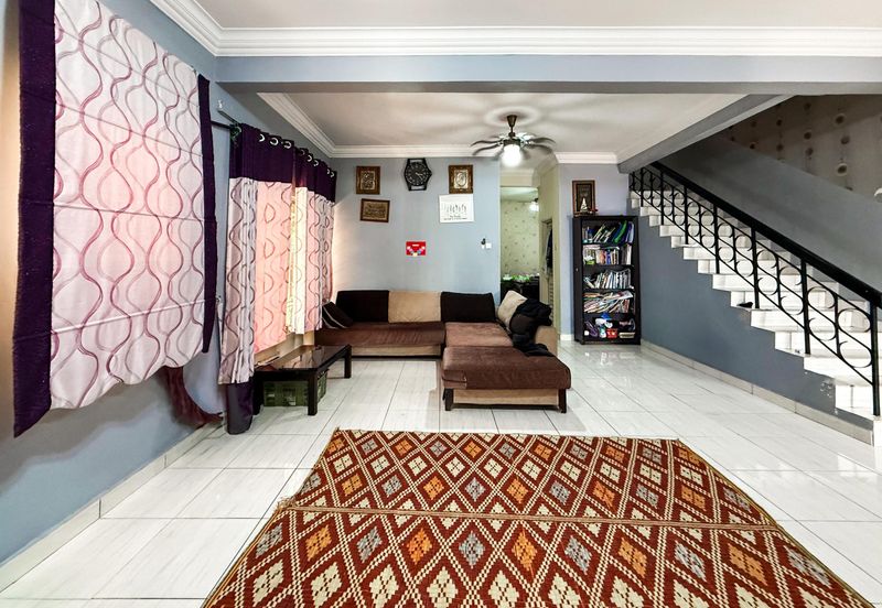 Taman Pinggiran Putra