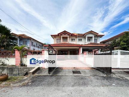 Double Storey Semi Detached House Fully Extended Taman Pinggiran Putra, Seri Kembangan, Selangor, Seri Kembangan