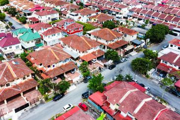 Taman Pinggiran Putra