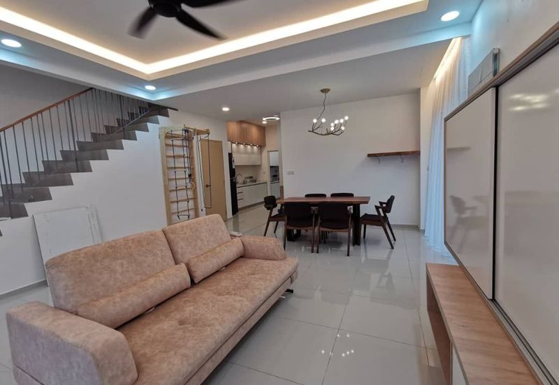 Casa Wood, CyberSouth