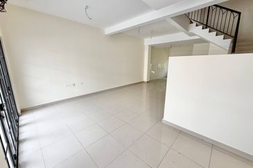 Monet Springtime @ Sunsuria City