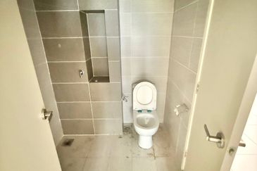 Monet Springtime @ Sunsuria City