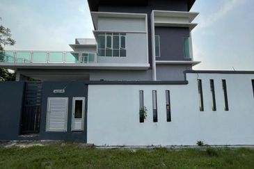 Kampung Sungai Merab