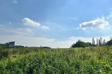 Perdana Lakeview West