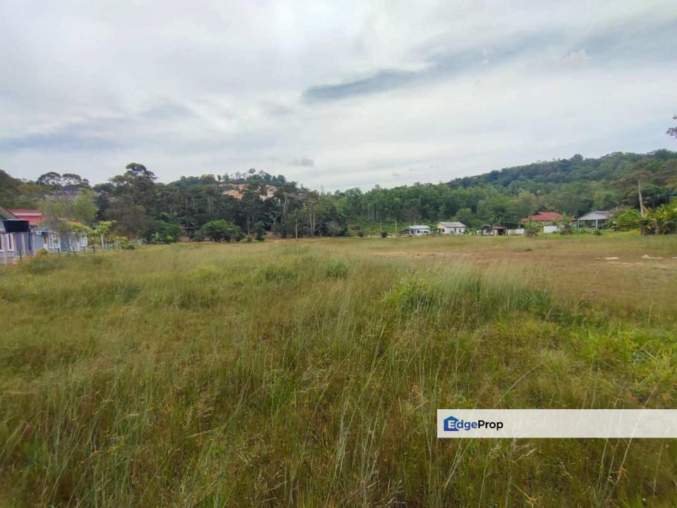 FOR SALE :  3.2 Ekar Tanah Pertanian Zoning Kediaman di Tepi Persiaran Mokhtar Dahari @ Puncak Alam, Selangor, Bandar Puncak Alam