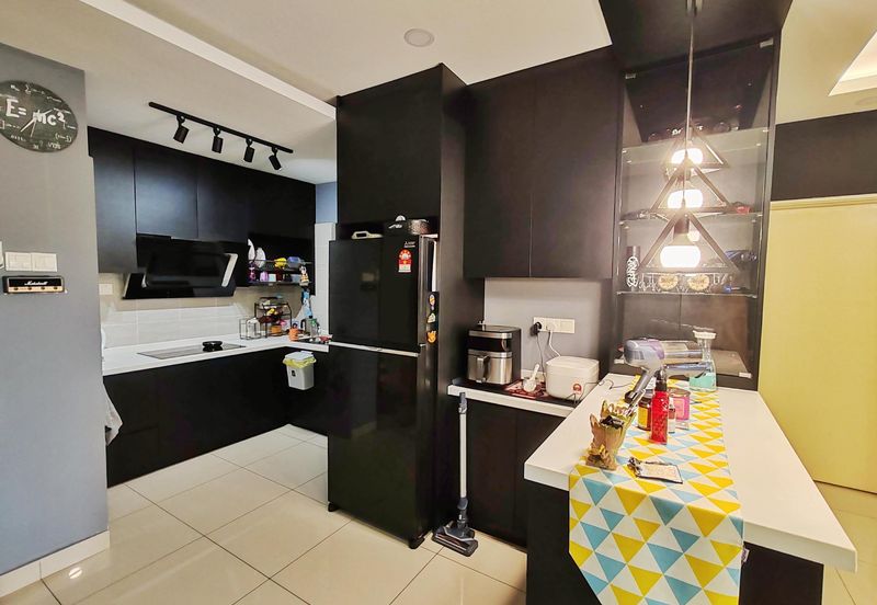 Residensi Zamrud (Zamrud Residensi)