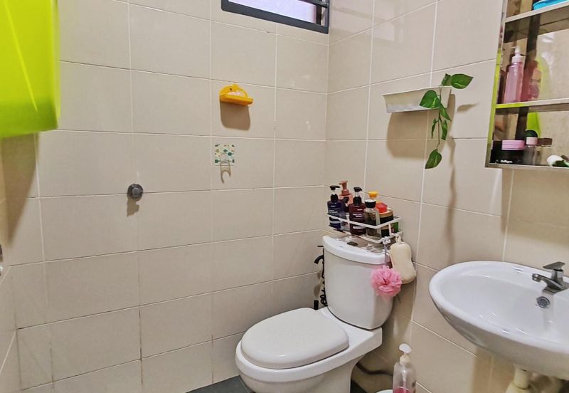 Residensi Zamrud (Zamrud Residensi)