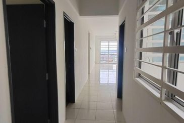 Puncak Hijauan (Hijauan Heights)