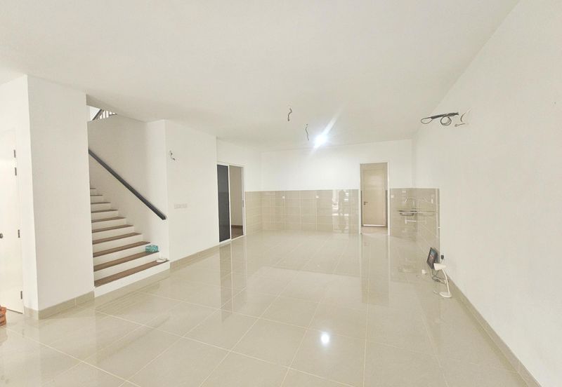 Duta Villa, Presint 14