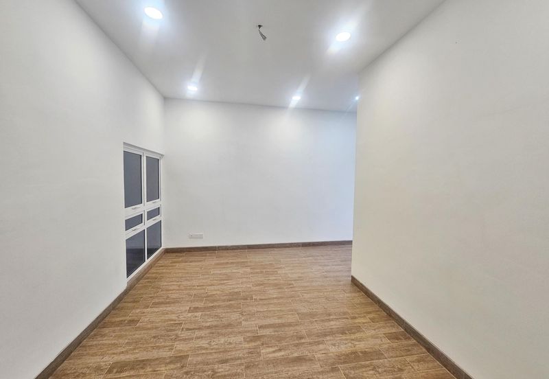 Duta Villa, Presint 14