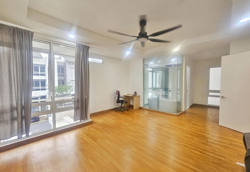 Duta Villa, Presint 14