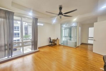 Duta Villa, Presint 14