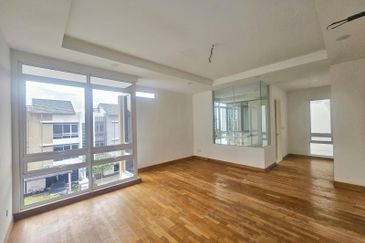 Duta Villa, Presint 14