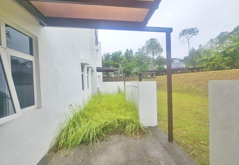 Duta Villa, Presint 14