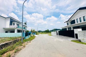 Taman Pinggiran Bayu Putra