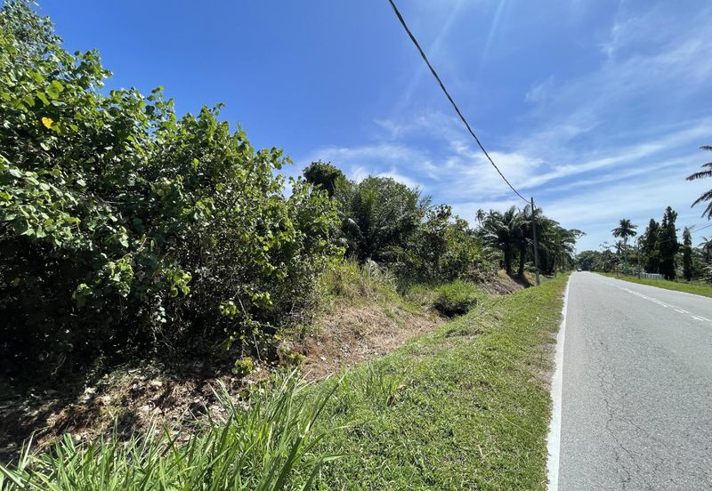 Tanah Tepi Pantai Batu Laut Freehold Non Bumi Lot