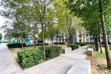 LakeFront Residence Cyberjaya